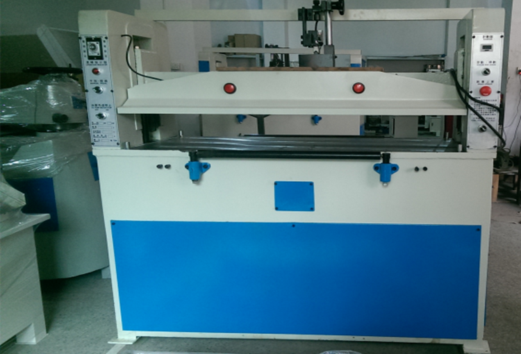 WL-822(ƽ��ʽ)25T��30T ƽ��ʽ�͉��Ô��C(j��)