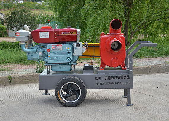 小型移動(dòng)泵車